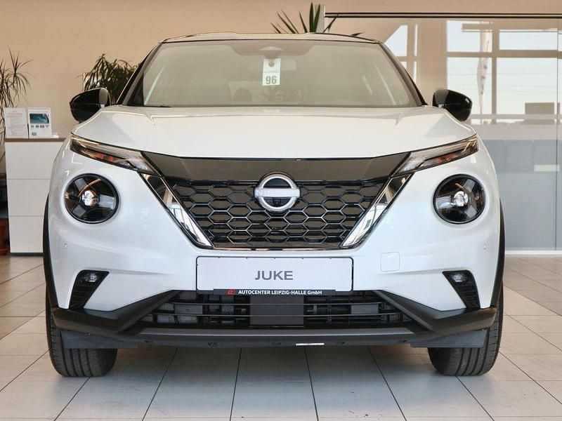 Neu Nissan Juke 360º 143 PS (105 kW) 2025 Pearl white SUV