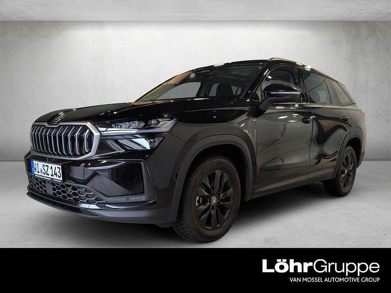 Schwarz Gebraucht 2025 Skoda Kodiaq Selection SUV | 48.990 € (Fairer Preis) - Bild 1/4