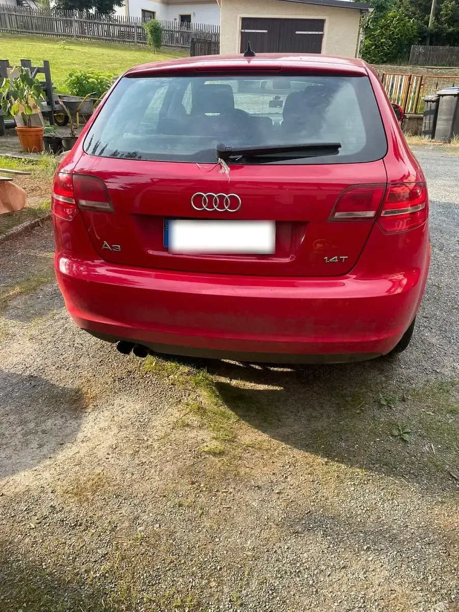 Gebraucht Audi A3 Attraction 125 PS (91 kW) 2009 Rot Kleinwagen