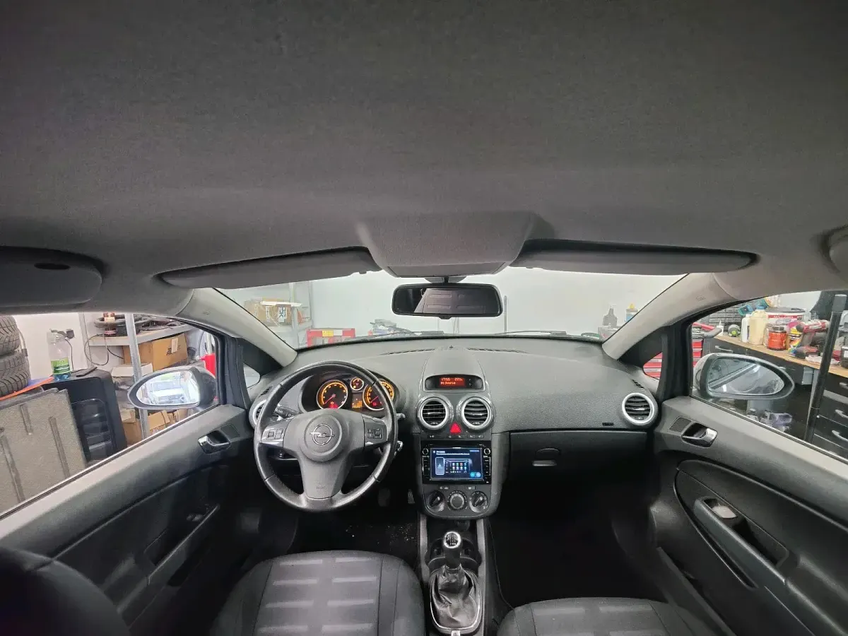 Gebraucht Opel Corsa 150 PS (110 kW) 2011 Grau Kleinwagen