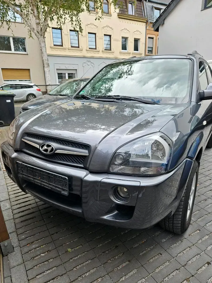 Gebraucht Hyundai Tucson 140 PS (102 kW) 2010 Grau SUV