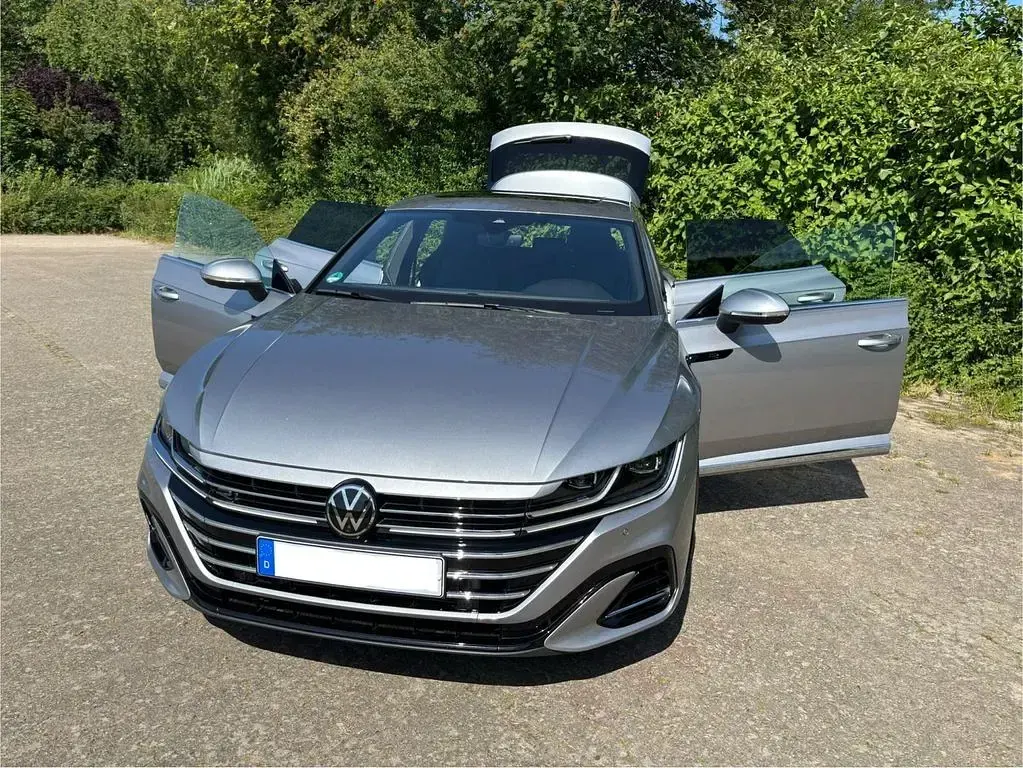 Gebraucht VW Arteon R-line 280 PS (205 kW) 2024 Silber Kombi