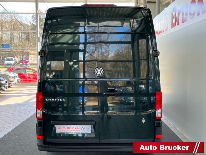 Gebraucht VW Crafter 177 PS (130 kW) 2019 Ontario green Van