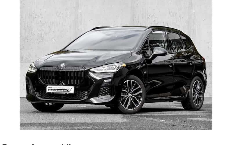 Schwarz Gebraucht 2022 BMW 218 M Sport Van / Kleinbus | 29.700 € (Etwas zu teuer) - Bild 1/4