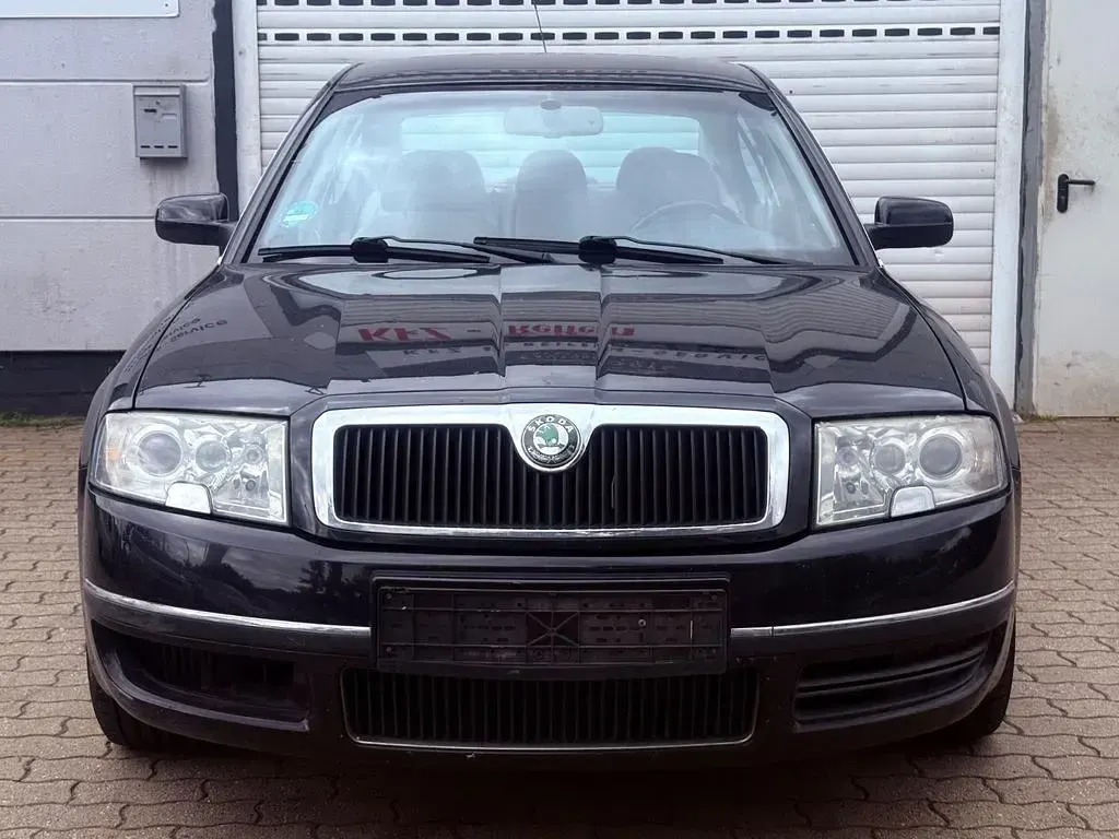 Gebraucht Skoda Superb Elegance 163 PS (119 kW) 2005 Schwarz Limousine