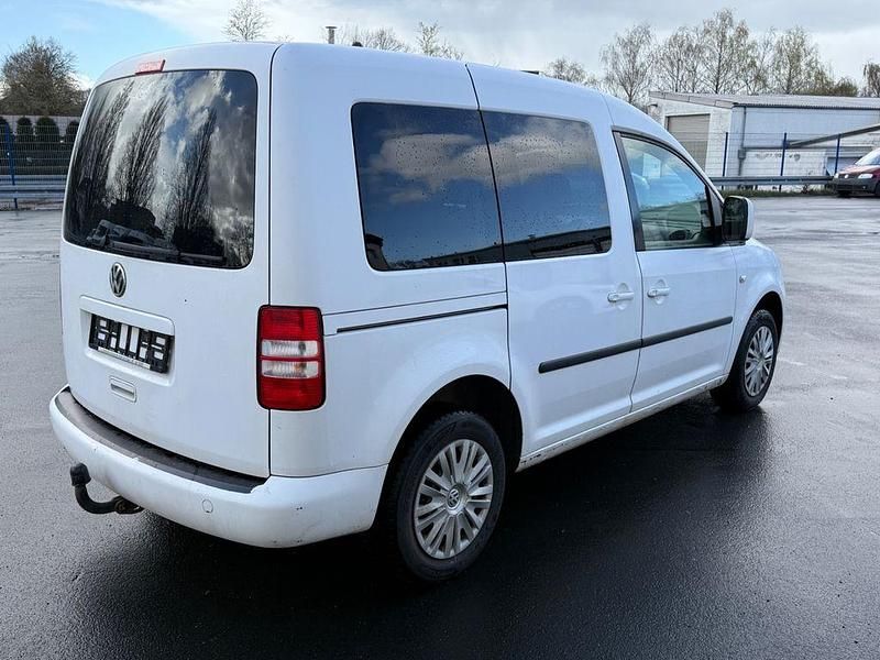 Gebraucht VW Caddy 102 PS (75 kW) 2013 Schwarz Van / Kleinbus