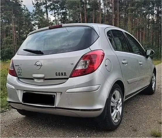 Gebraucht Opel Corsa 80 PS (58 kW) 2008 Silber Kleinwagen