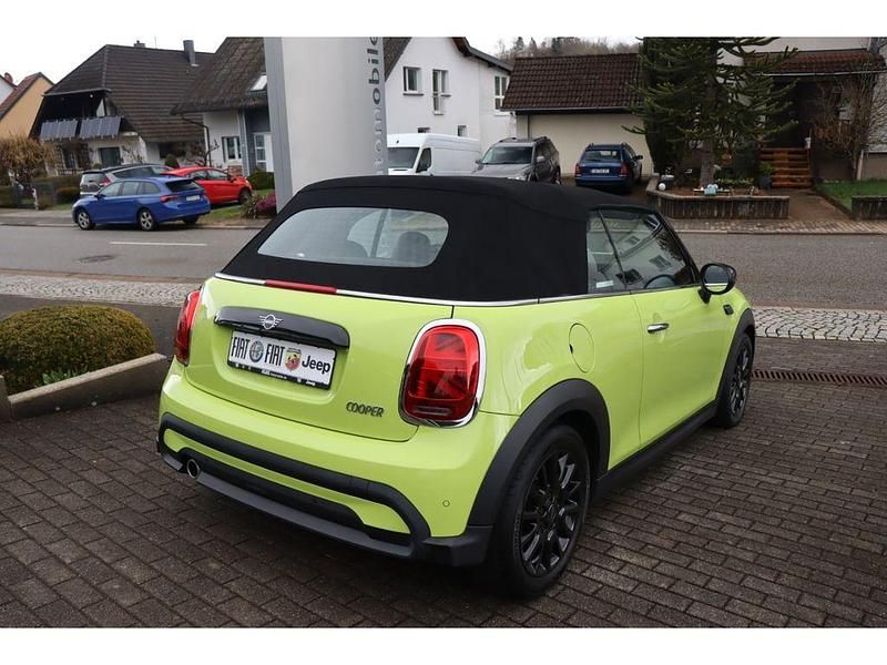 Gebraucht Mini Cooper Cabriolet Classic 136 PS (100 kW) 2021 Gelb Cabrio