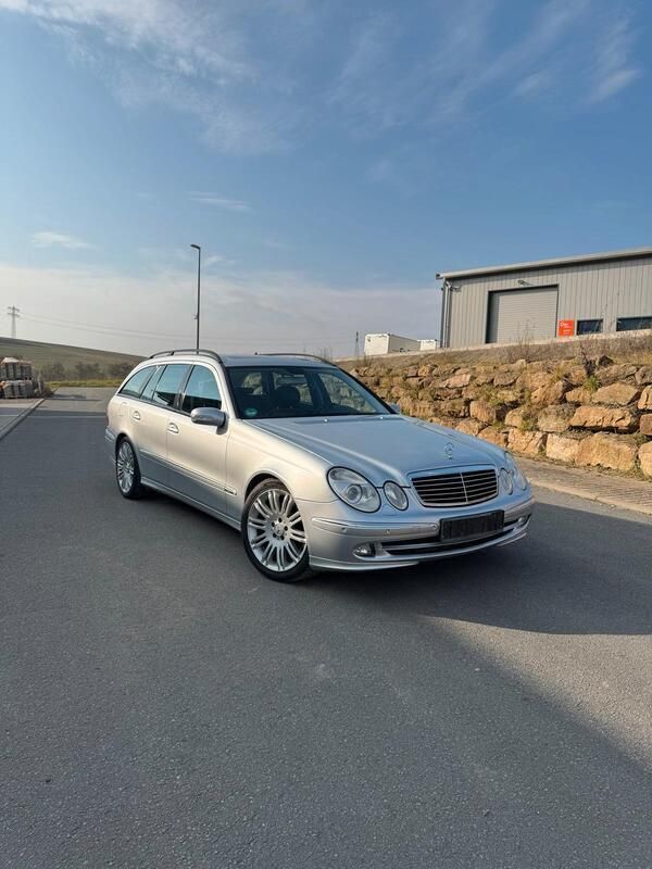 Silber Gebraucht 2006 Mercedes E280 Kombi | 3.200 € (Guter Preis) - Bild 1/4