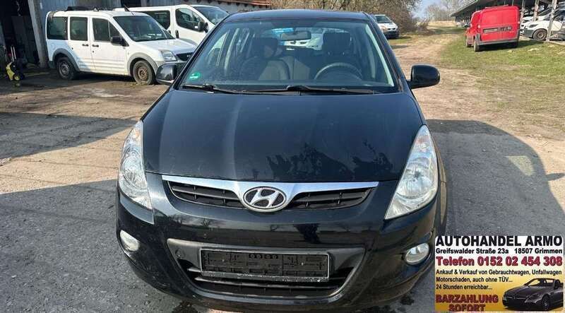 Schwarz Gebraucht 2009 Hyundai i20 Classic Kleinwagen | 2.500 € (Fairer Preis) - Bild 1/4