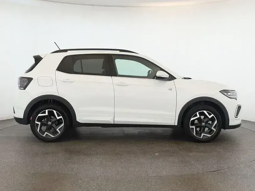 Gebraucht VW T-Cross R-line 116 PS (85 kW) 2025 Pure white SUV