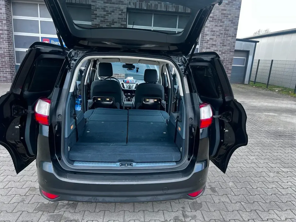 Usata Ford C-MAX 116 CV (85 kW) 2015 Nero Monovolume