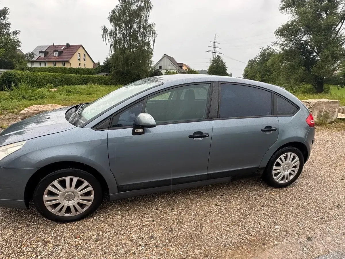 Gebraucht Citroën C4 109 PS (80 kW) 2007 Blau Limousine