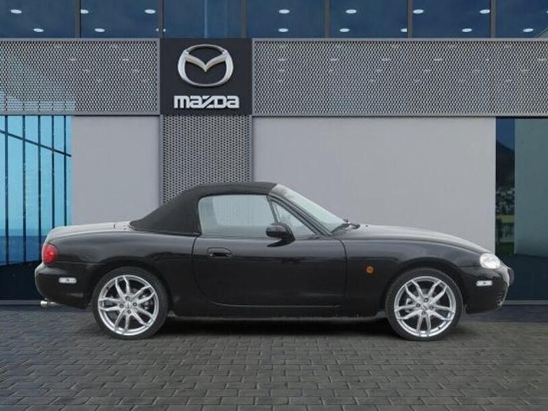 Gebraucht Mazda MX5 110 PS (80 kW) 2002 Schwarz Cabrio