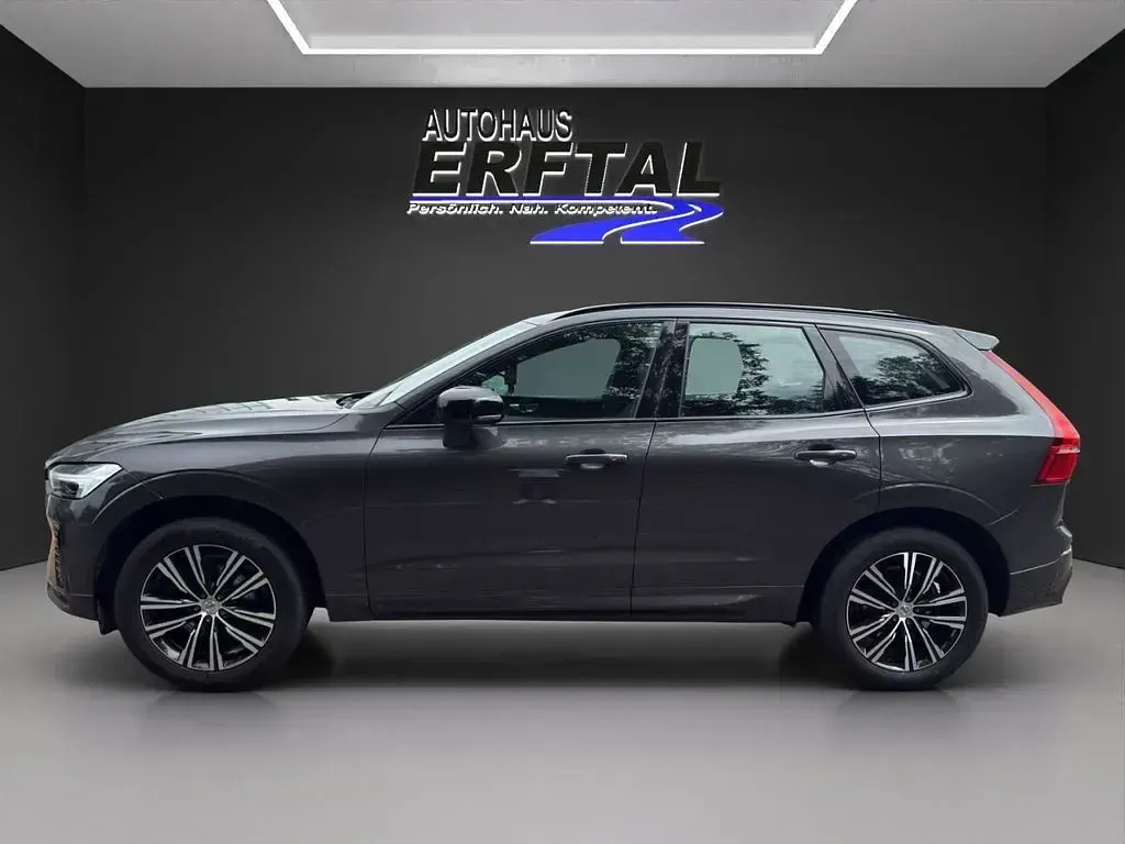Gebraucht Volvo XC60 R-Design 197 PS (144 kW) 2021 Grau SUV