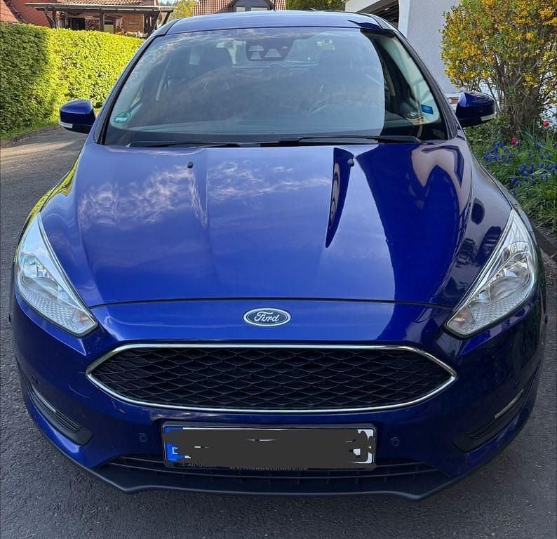 Usata Ford Focus 95 CV (69 kW) 2017 Blu Berlina