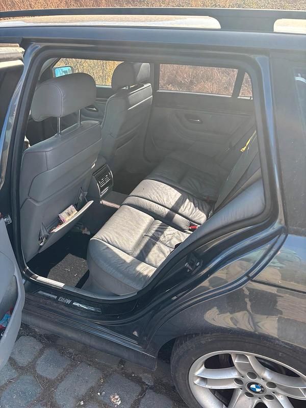 Gebraucht BMW 523 170 PS (125 kW) 1998 Grau Kombi