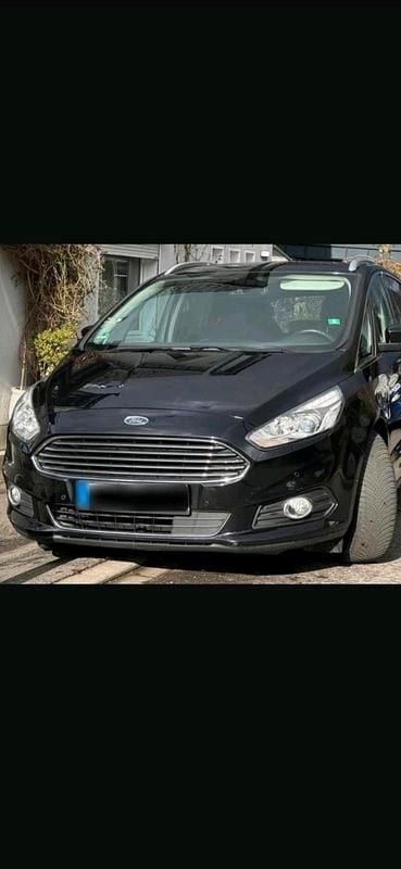 Gebraucht Ford S-MAX S 150 PS (110 kW) 2017 Schwarz Van / Kleinbus