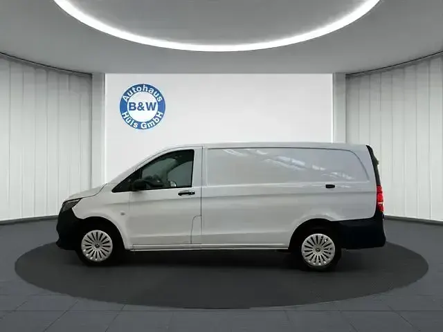 Gebraucht Mercedes Vito 163 PS (119 kW) 2024 Weiß Van