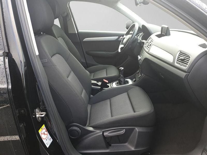 Gebraucht Audi Q3 Comfort 125 PS (91 kW) 2017 Schwarz SUV