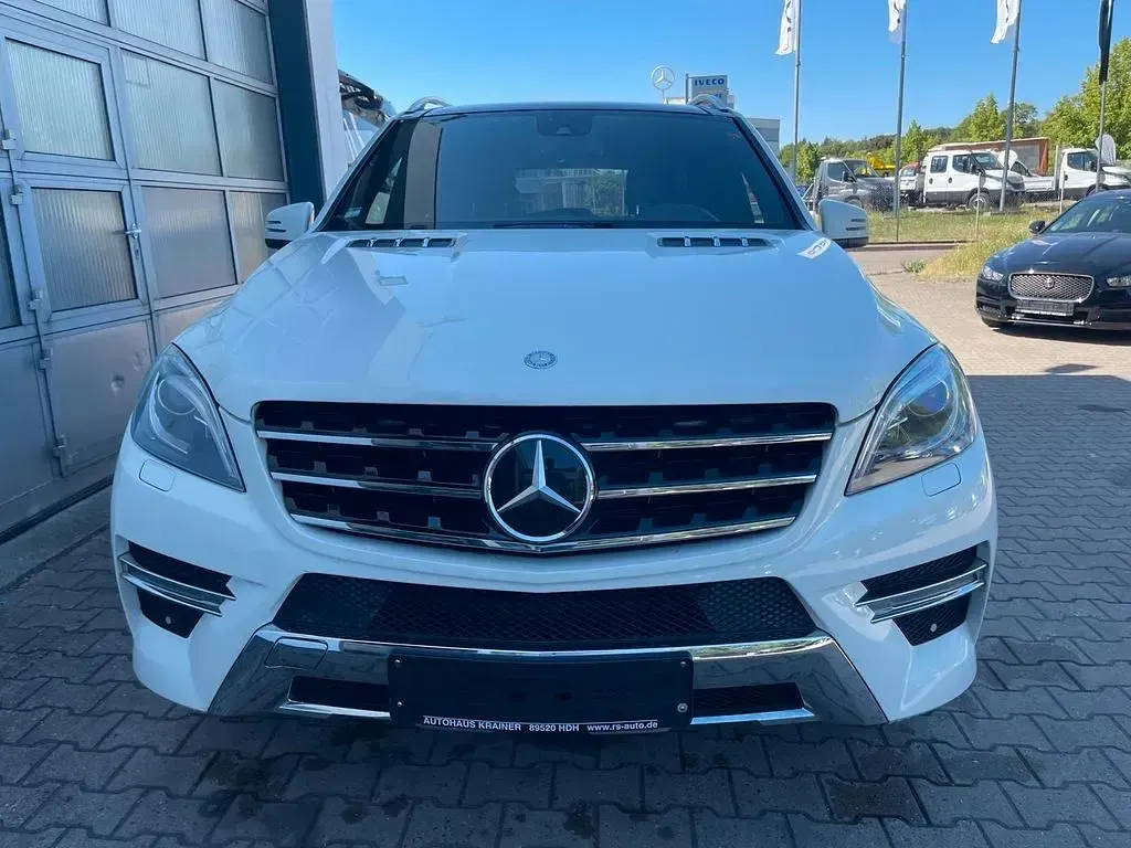 Gebraucht Mercedes ML500 AMG 408 PS (300 kW) 2013 Weiß SUV