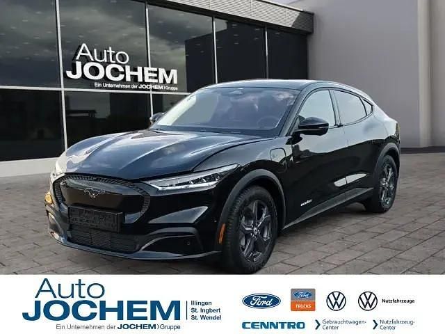 Schwarz Gebraucht 2022 Ford Mustang Mach-E Standard Range SUV | 36.444 € (Teuer) - Bild 1/4