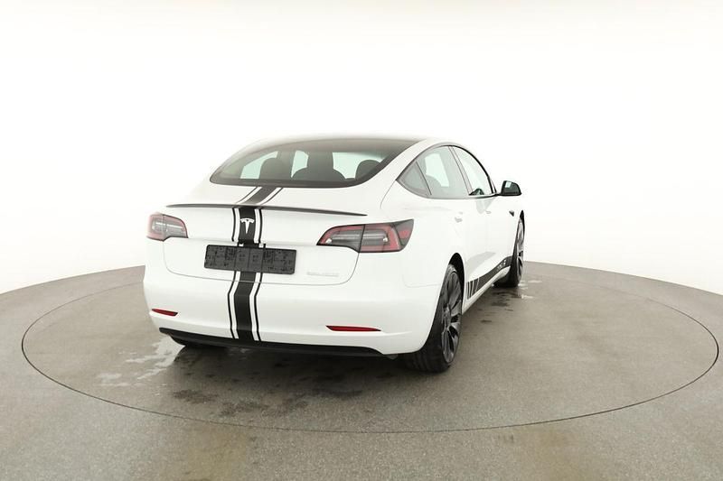 Gebraucht Tesla Model 3 Performance 377 kW (513 PS) 2021 Pearl white multicoat Limousine