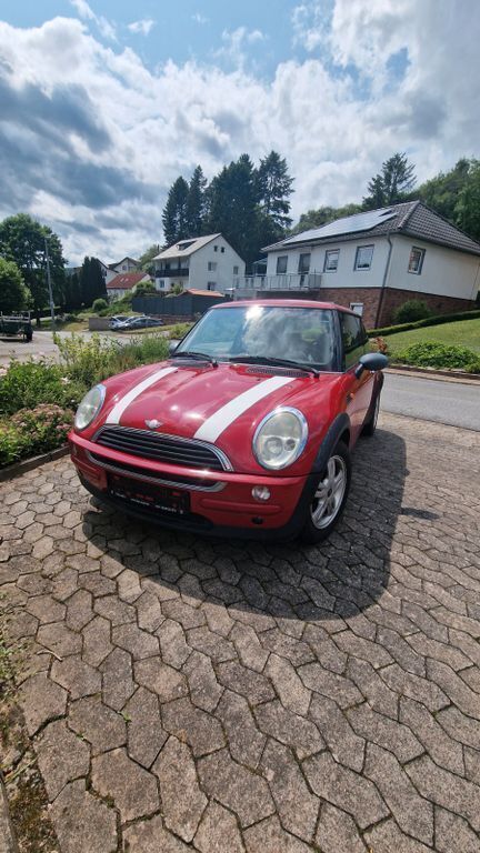 Rot Gebraucht 2003 Mini ONE Kleinwagen | 2.000 € (Guter Preis) - Bild 1/4