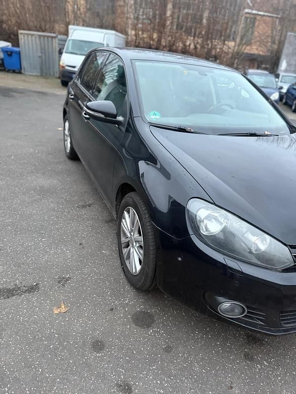 Schwarz Gebraucht 2011 VW Golf VI Limousine | 4.200 € (Superpreis) - Bild 1/4
