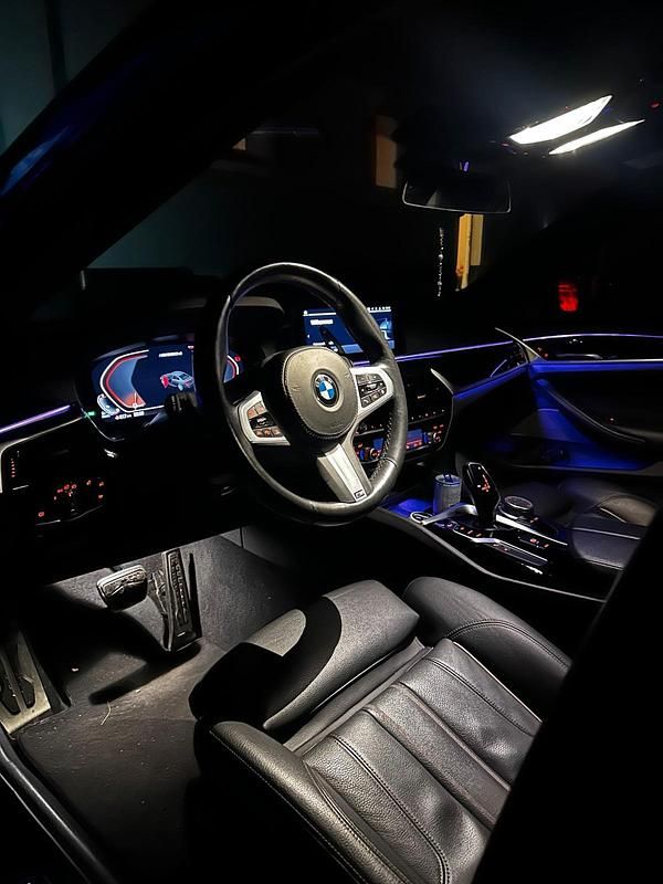 Gebraucht BMW M550 400 PS (294 kW) 2020 Andere farben Limousine