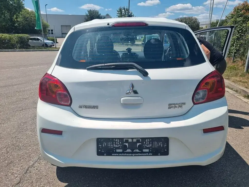 Gebraucht Mitsubishi Space Star Diamant Edition 71 PS (52 kW) 2019 Weiß Kleinwagen