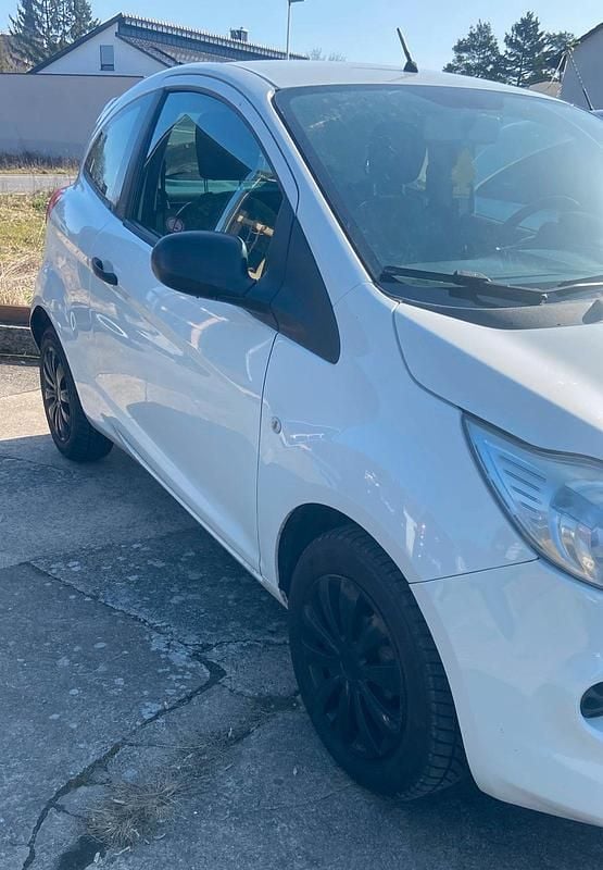 Usata Ford Ka 69 CV (50 kW) 2012 Bianco Utilitaria