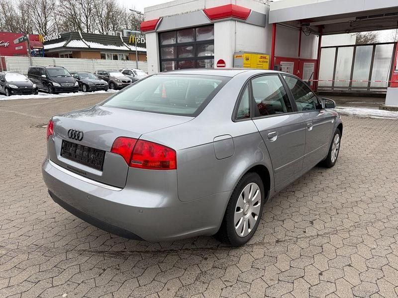 Gebraucht Audi A4 Comfort 131 PS (96 kW) 2005 Grau Limousine