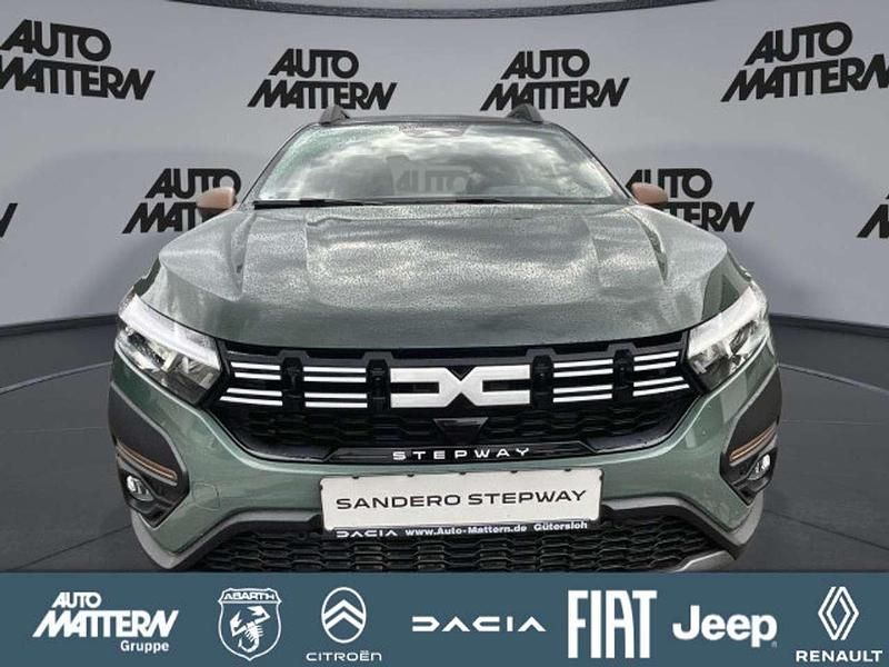 Staubgrau Neu 2025 Dacia Sandero Kleinwagen | 21.100 € - Bild 1/4