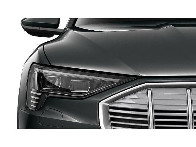Gebraucht Audi e-tron Advanced Plus 300 kW (408 PS) 2023 Manhattangrau metallic SUV