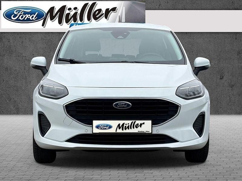 Gebraucht Ford Fiesta Cool & Connect 75 PS (55 kW) 2022 Frozen white Kleinwagen
