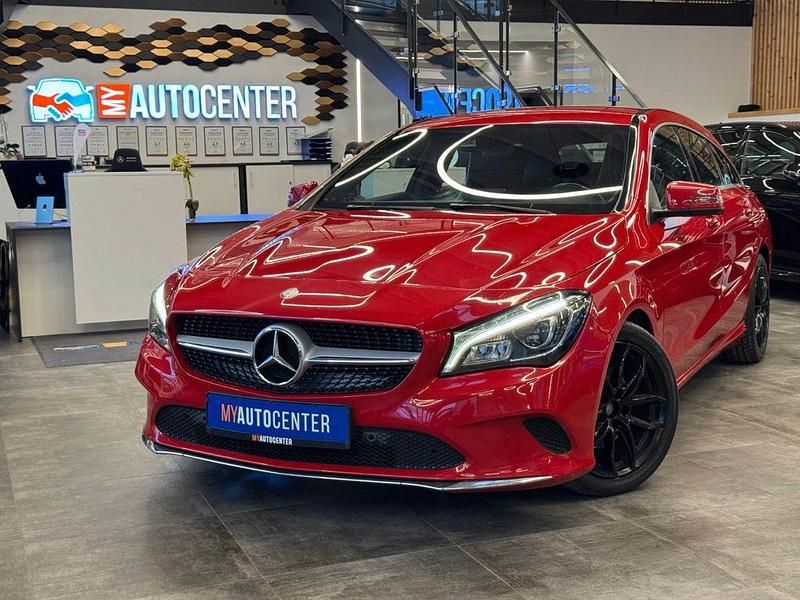 Gebraucht Mercedes CLA180 AMG 122 PS (89 kW) 2016 Rot Limousine