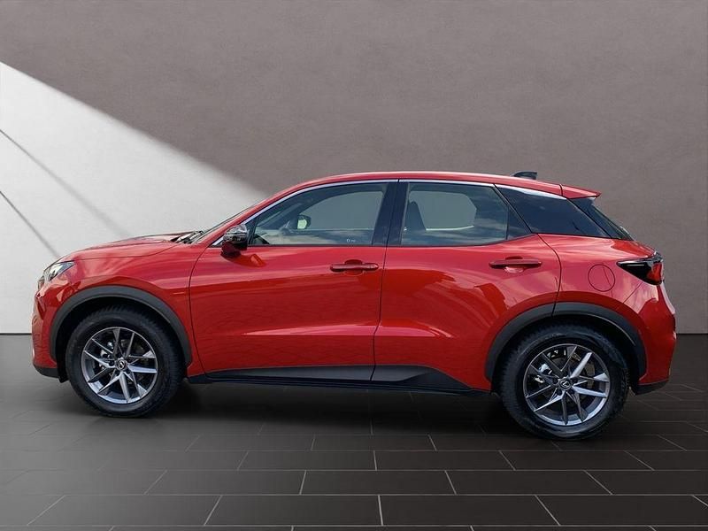 Neu Lexus LBX 136 PS (100 kW) 2026 Rot SUV