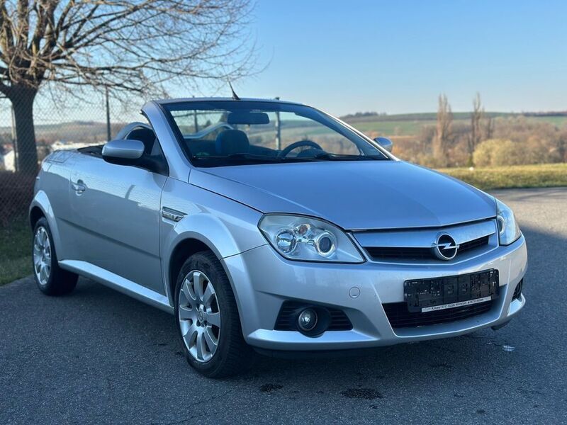 Gebraucht Opel Tigra Enjoy 90 PS (66 kW) 2006 Silber Cabrio