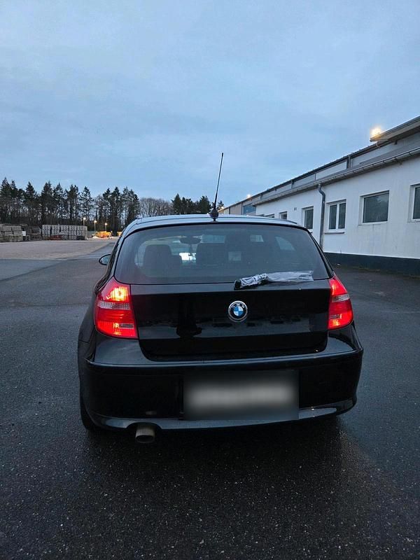 Gebraucht BMW 120 Coupé M Sport 177 PS (130 kW) 2009 Schwarz Coupé