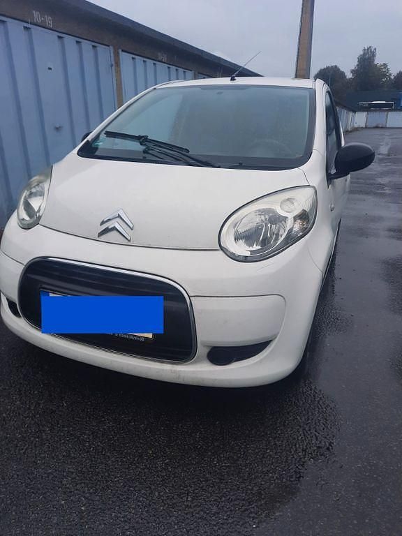 Weiß Gebraucht 2009 Citroën C1 Advance Kleinwagen | 1.800 € (Guter Preis) - Bild 1/4