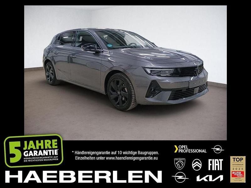 Grau/typ aussenverkleidung metalliclack (metallic) Gebraucht 2024 Opel Astra Limousine | 22.990 € (Superpreis) - Bild 1/4