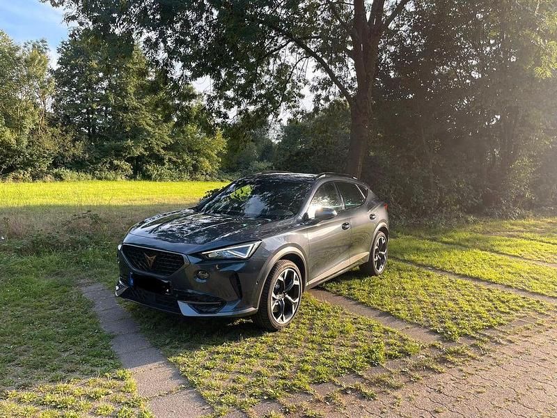 Grau Gebraucht 2021 Cupra Formentor VZ SUV | 31.600 € (Fairer Preis) - Bild 1/4