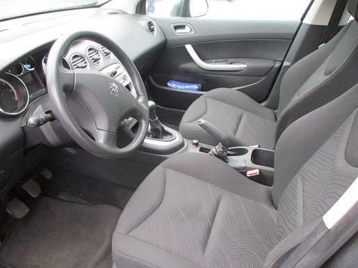 Gebraucht Peugeot 308 Tendance 120 PS (88 kW) 2008 Grau Limousine