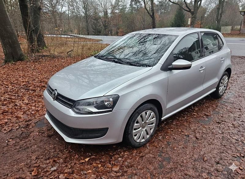Silber Gebraucht 2011 VW Polo Kleinwagen | 2.999 € (Superpreis) - Bild 1/4