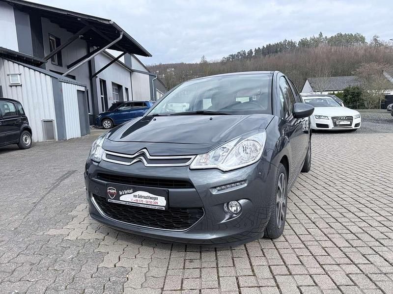 Gebraucht Citroën C3 SELECTION 82 PS (60 kW) 2016 Lack grau shark/metallic Kleinwagen