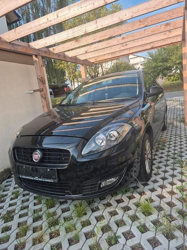 Schwarz Gebraucht 2008 Fiat Croma Kombi | 1.000 € (Superpreis) - Bild 1/4
