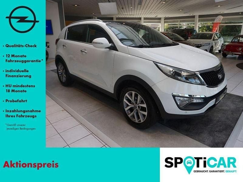Weiß Gebraucht 2016 Kia Sportage DREAM-TEAM Edition SUV | 15.990 € (Etwas zu teuer) - Bild 1/4
