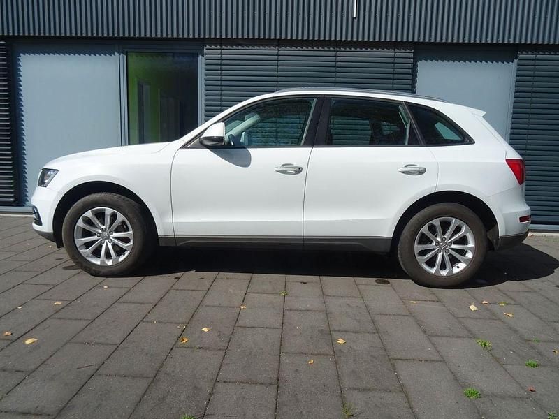 Second-hand Audi Q5 Design 190 CP (139 kW) 2014 Alb SUV