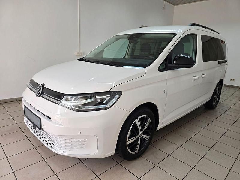 Weiß Gebraucht 2022 VW Caddy Maxi Life Van / Kleinbus | 32.990 € (Fairer Preis) - Bild 1/4
